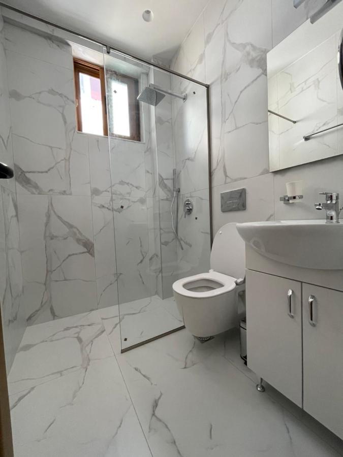 Sun And Sea Apartment Saranda Dış mekan fotoğraf